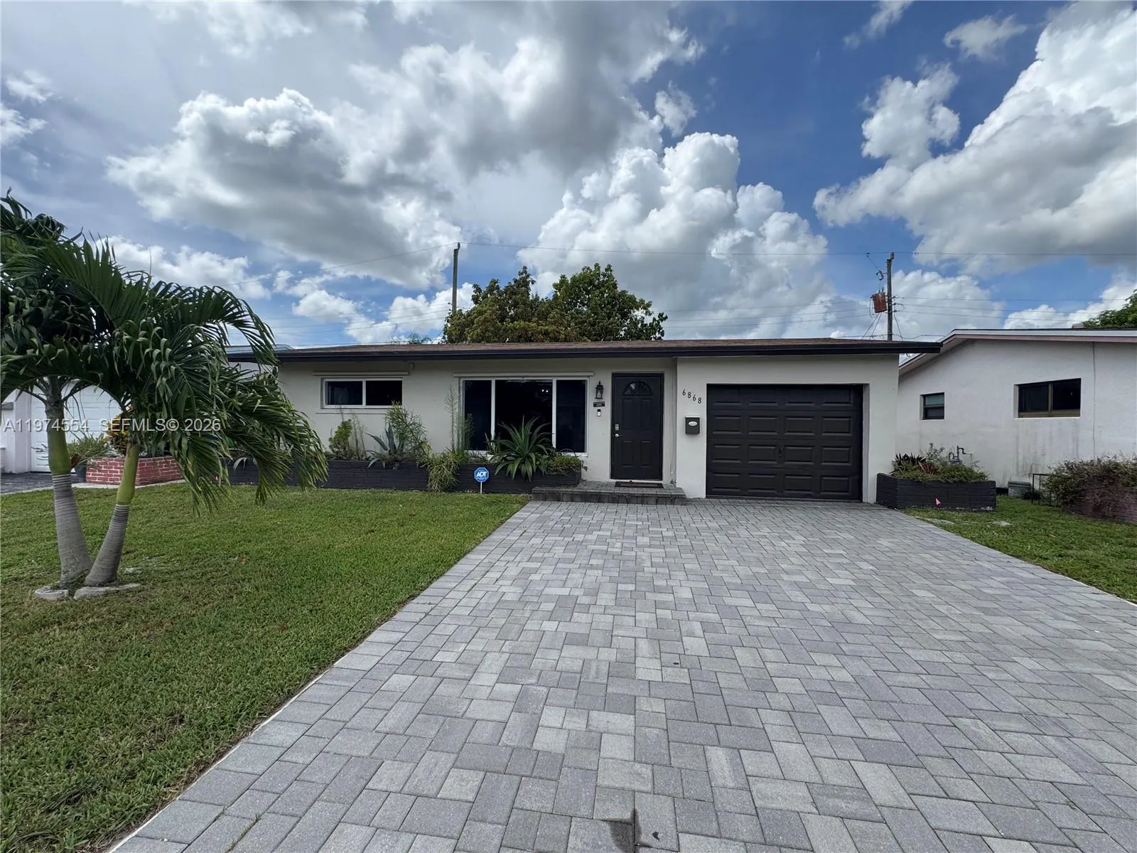 6868 Nw 28th St, Sunrise, Florida 33313, Sunrise, Florida 33313, 2 Bedrooms Bedrooms, ,1 BathroomBathrooms,Residential Lease,For Rent,6868 Nw 28th St, Sunrise, Florida 33313,A11974554