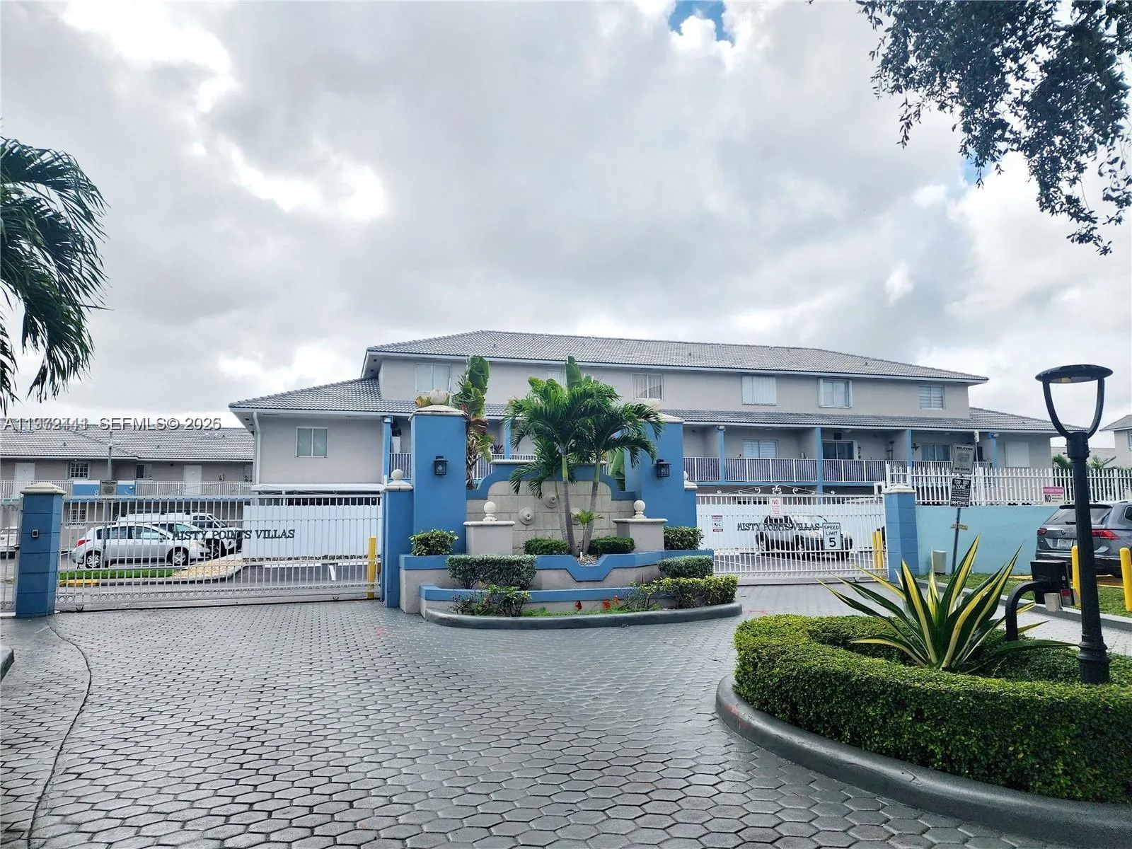 8360 Nw 103rd St 204e, Hialeah Gardens, Florida 33, Hialeah Gardens, Florida 33016, 2 Bedrooms Bedrooms, ,2 BathroomsBathrooms,Residential,For Sale,8360 Nw 103rd St 204e, Hialeah Gardens, Florida 33,A11972441