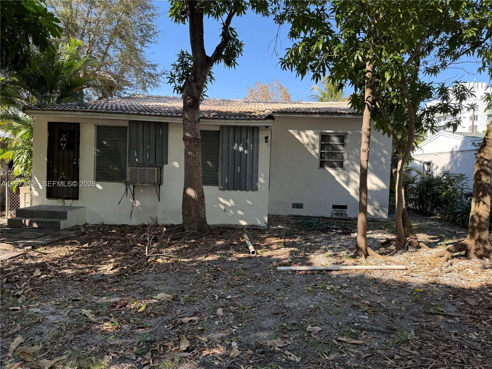 2750 Sw 26th St, Miami, Florida 33133, Miami, Florida 33133, 3 Bedrooms Bedrooms, ,2 BathroomsBathrooms,Residential,For Sale,2750 Sw 26th St, Miami, Florida 33133,A11973806