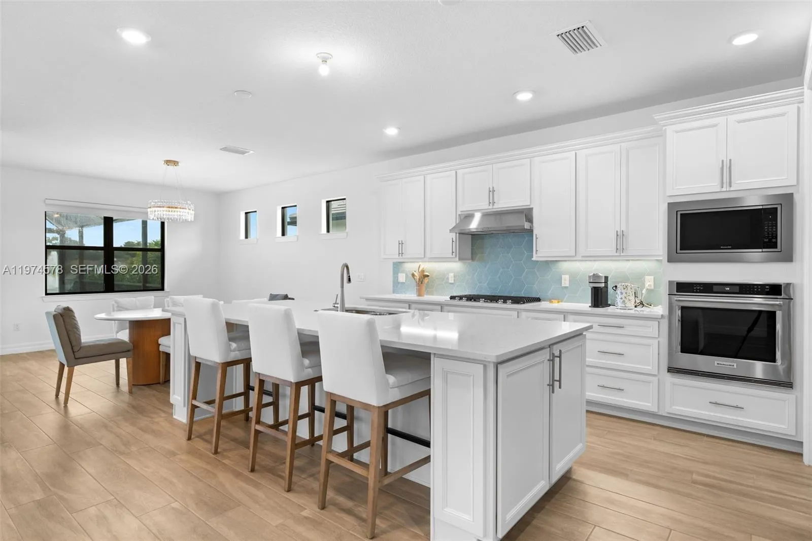 2715 Primrose Pl, Oakland Park, Florida 33309, Oakland Park, Florida 33309, 3 Bedrooms Bedrooms, ,4 BathroomsBathrooms,Residential,For Sale,2715 Primrose Pl, Oakland Park, Florida 33309,A11974578