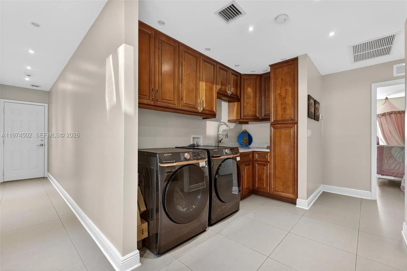 16405 Sw 228th St 1, Miami, Florida 33170, Miami, Florida 33170, 5 Bedrooms Bedrooms, ,4 BathroomsBathrooms,Residential Lease,For Rent,16405 Sw 228th St 1, Miami, Florida 33170,A11974502