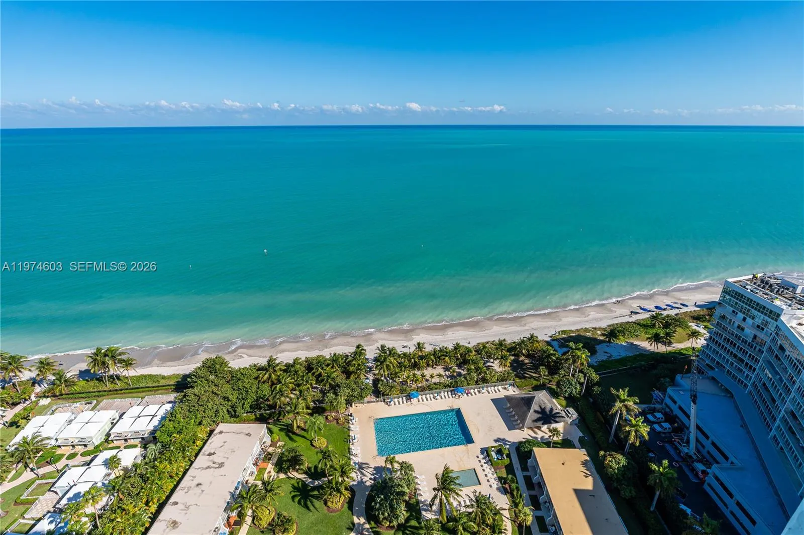 881 Ocean Dr 27d, Key Biscayne, Florida 33149, Key Biscayne, Florida 33149, 2 Bedrooms Bedrooms, ,2 BathroomsBathrooms,Residential Lease,For Rent,881 Ocean Dr 27d, Key Biscayne, Florida 33149,A11974603