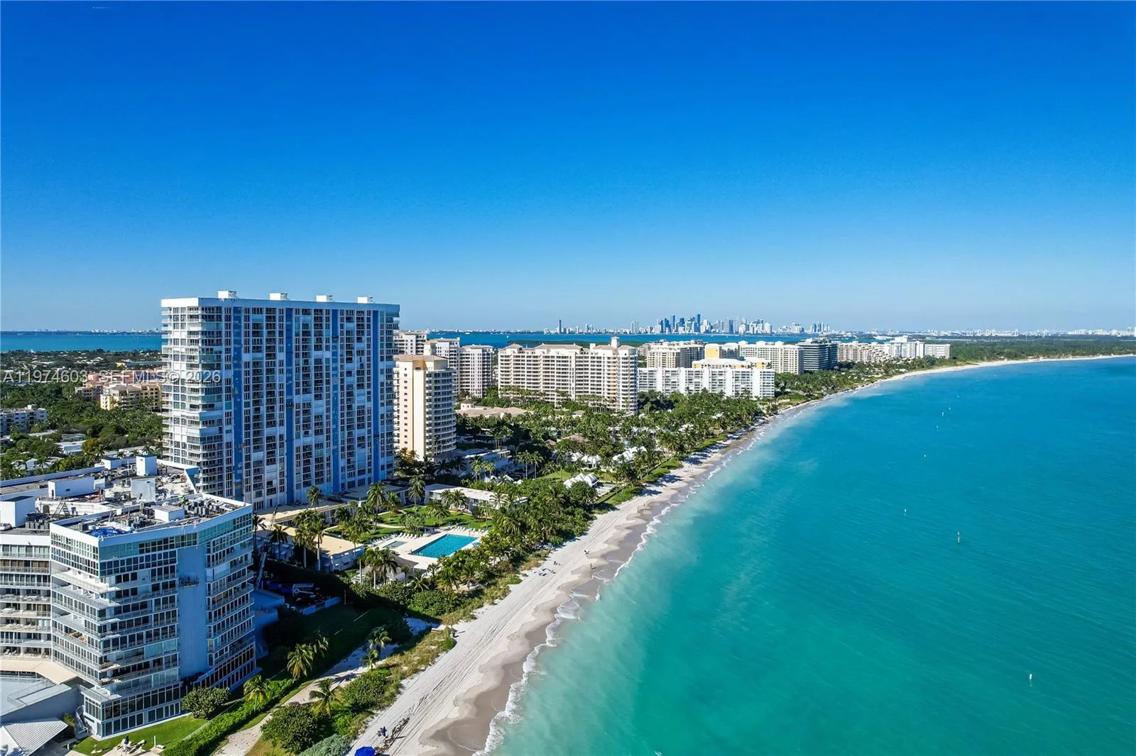 881 Ocean Dr 27d, Key Biscayne, Florida 33149, Key Biscayne, Florida 33149, 2 Bedrooms Bedrooms, ,2 BathroomsBathrooms,Residential Lease,For Rent,881 Ocean Dr 27d, Key Biscayne, Florida 33149,A11974603