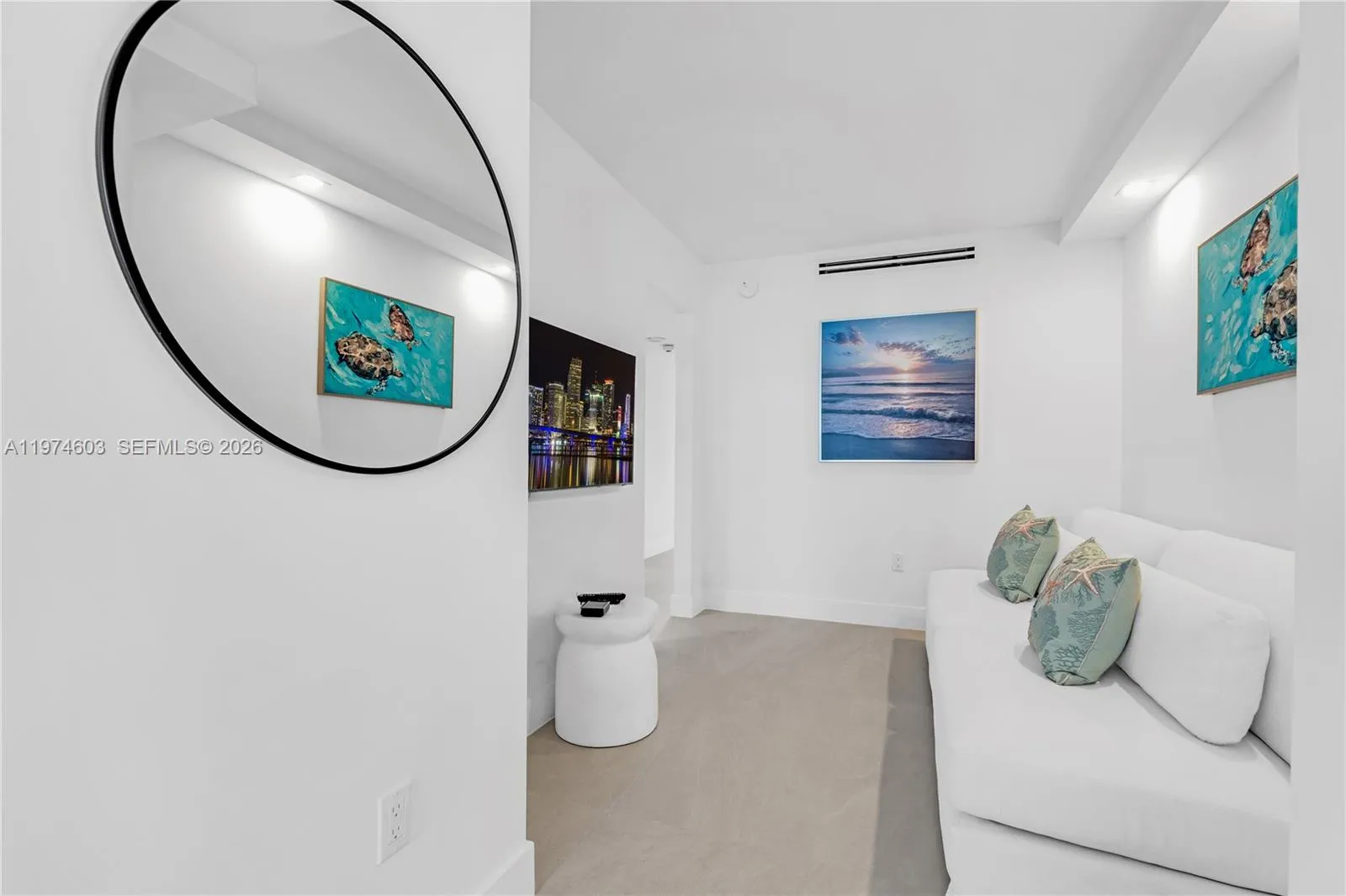 881 Ocean Dr 27d, Key Biscayne, Florida 33149, Key Biscayne, Florida 33149, 2 Bedrooms Bedrooms, ,2 BathroomsBathrooms,Residential Lease,For Rent,881 Ocean Dr 27d, Key Biscayne, Florida 33149,A11974603