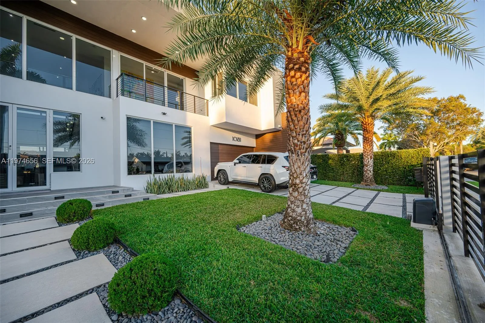 10181 Nw 27th St, Doral, Florida 33172, Doral, Florida 33172, 5 Bedrooms Bedrooms, ,5 BathroomsBathrooms,Residential,For Sale,10181 Nw 27th St, Doral, Florida 33172,A11974656