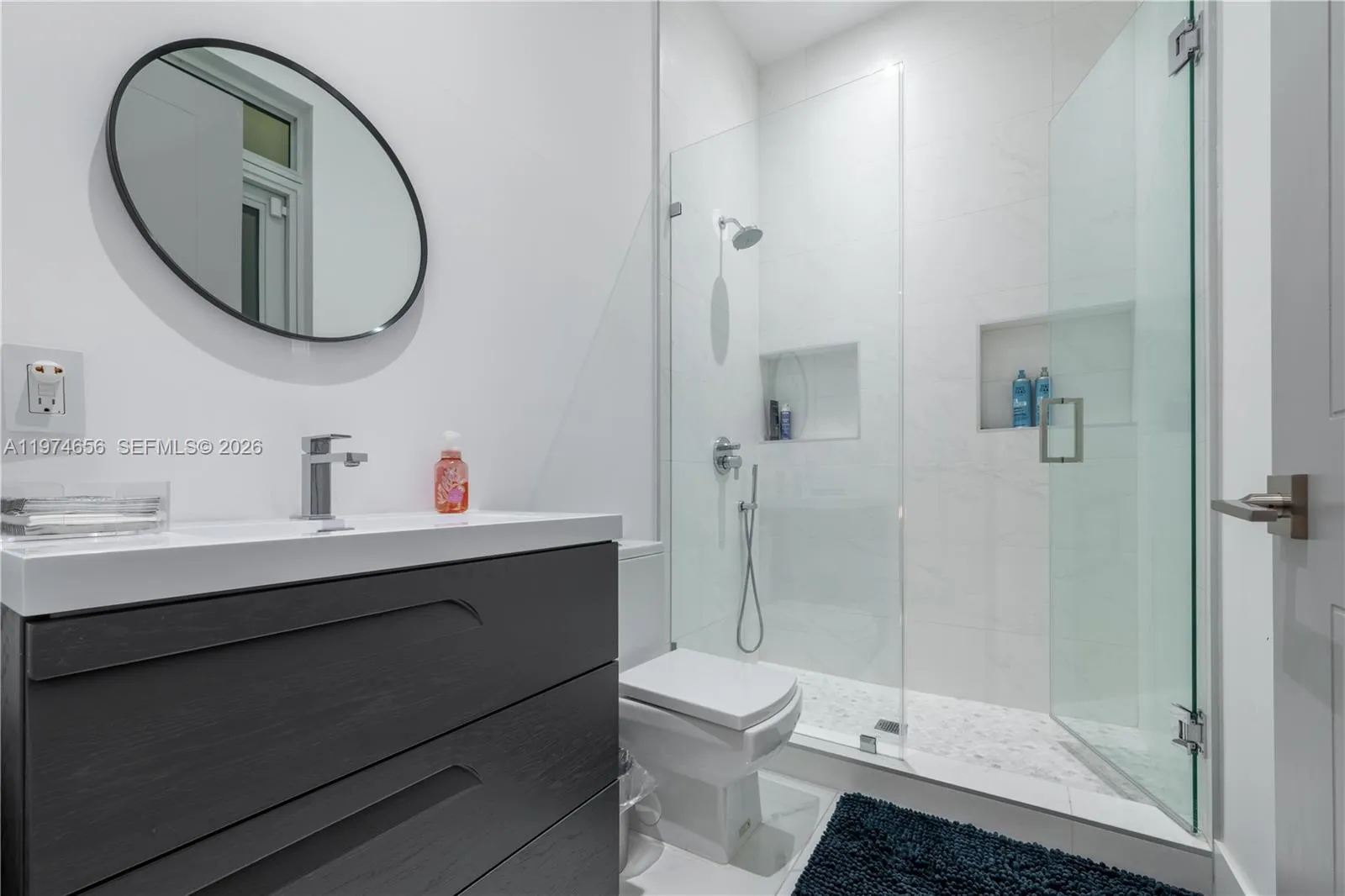 10181 Nw 27th St, Doral, Florida 33172, Doral, Florida 33172, 5 Bedrooms Bedrooms, ,5 BathroomsBathrooms,Residential,For Sale,10181 Nw 27th St, Doral, Florida 33172,A11974656