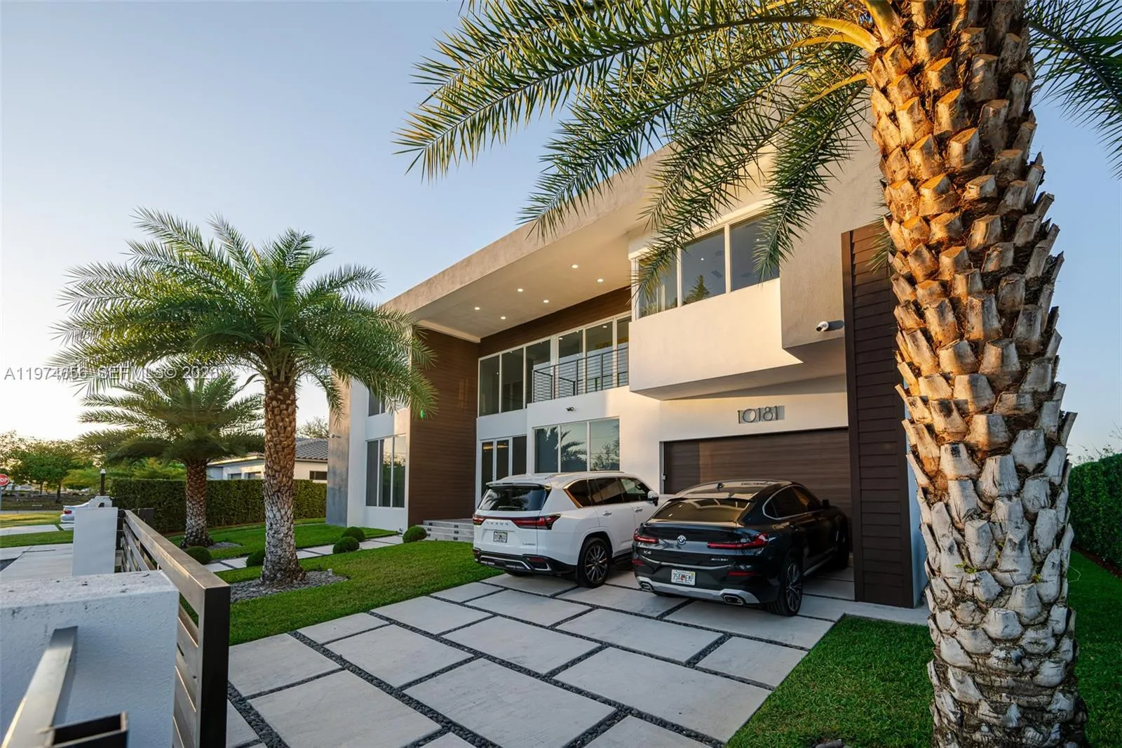 10181 Nw 27th St, Doral, Florida 33172, Doral, Florida 33172, 5 Bedrooms Bedrooms, ,5 BathroomsBathrooms,Residential,For Sale,10181 Nw 27th St, Doral, Florida 33172,A11974656