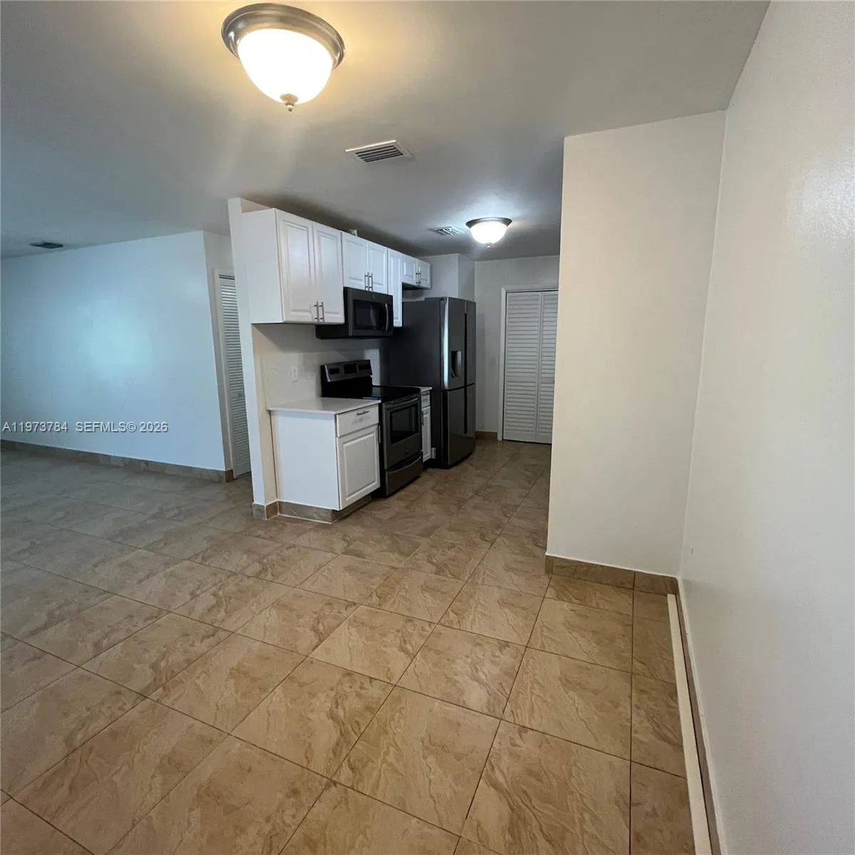 3156 Sw 16th St 3158, Miami, Florida 33145, Miami, Florida 33145, 3 Bedrooms Bedrooms, ,2 BathroomsBathrooms,Residential Lease,For Rent,3156 Sw 16th St 3158, Miami, Florida 33145,A11973784