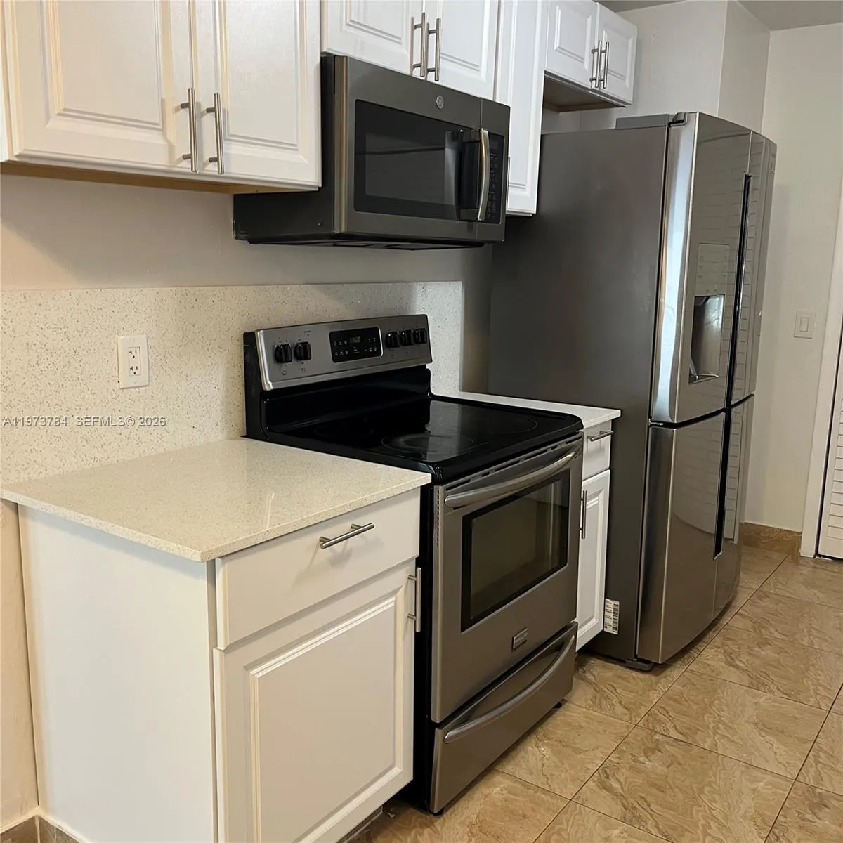 3156 Sw 16th St 3158, Miami, Florida 33145, Miami, Florida 33145, 3 Bedrooms Bedrooms, ,2 BathroomsBathrooms,Residential Lease,For Rent,3156 Sw 16th St 3158, Miami, Florida 33145,A11973784