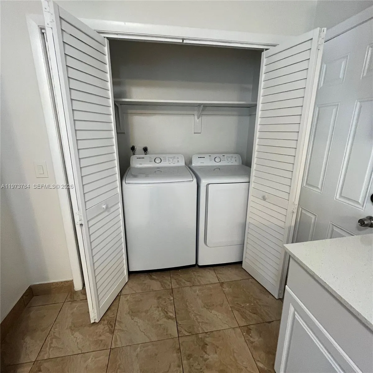 3156 Sw 16th St 3158, Miami, Florida 33145, Miami, Florida 33145, 3 Bedrooms Bedrooms, ,2 BathroomsBathrooms,Residential Lease,For Rent,3156 Sw 16th St 3158, Miami, Florida 33145,A11973784