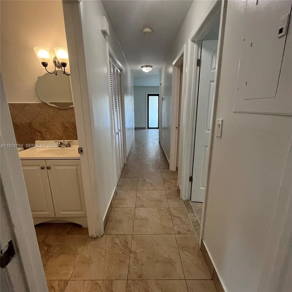 3156 Sw 16th St 3158, Miami, Florida 33145, Miami, Florida 33145, 3 Bedrooms Bedrooms, ,2 BathroomsBathrooms,Residential Lease,For Rent,3156 Sw 16th St 3158, Miami, Florida 33145,A11973784