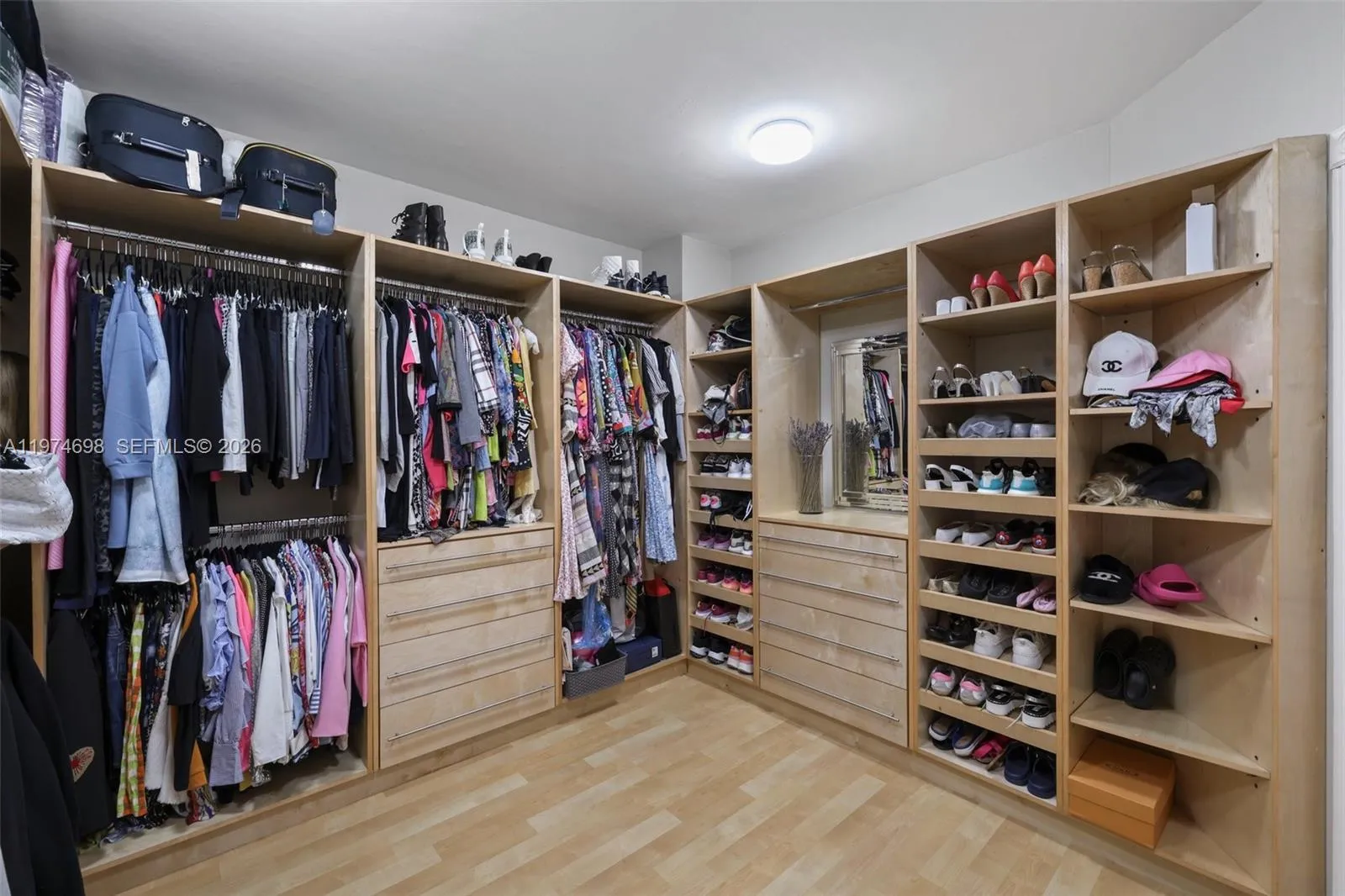 2600 Island Blvd 1006, Aventura, Florida 33160, Aventura, Florida 33160, 5 Bedrooms Bedrooms, ,5 BathroomsBathrooms,Residential,For Sale,2600 Island Blvd 1006, Aventura, Florida 33160,A11974698