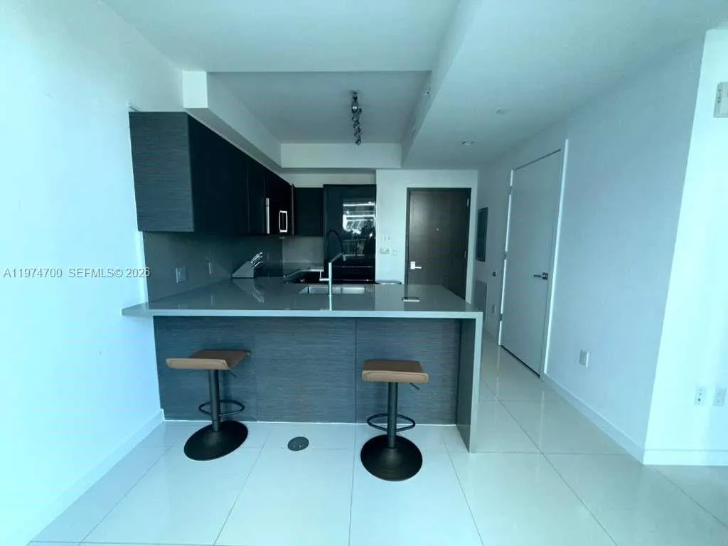 1080 Brickell Ave 303, Miami, Florida 33131, Miami, Florida 33131, 1 Bedroom Bedrooms, ,1 BathroomBathrooms,Residential Lease,For Rent,1080 Brickell Ave 303, Miami, Florida 33131,A11974700