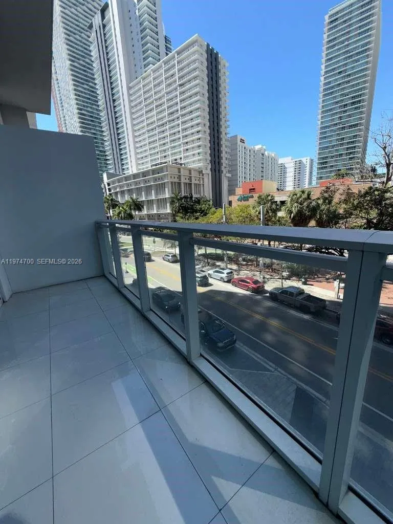 1080 Brickell Ave 303, Miami, Florida 33131, Miami, Florida 33131, 1 Bedroom Bedrooms, ,1 BathroomBathrooms,Residential Lease,For Rent,1080 Brickell Ave 303, Miami, Florida 33131,A11974700