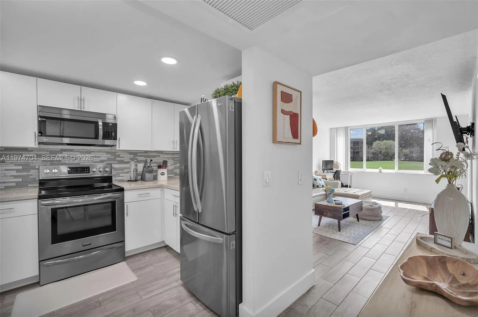 9431 Live Oak Pl 108, Davie, Florida 33324, Davie, Florida 33324, 1 Bedroom Bedrooms, ,1 BathroomBathrooms,Residential Lease,For Rent,9431 Live Oak Pl 108, Davie, Florida 33324,A11974704