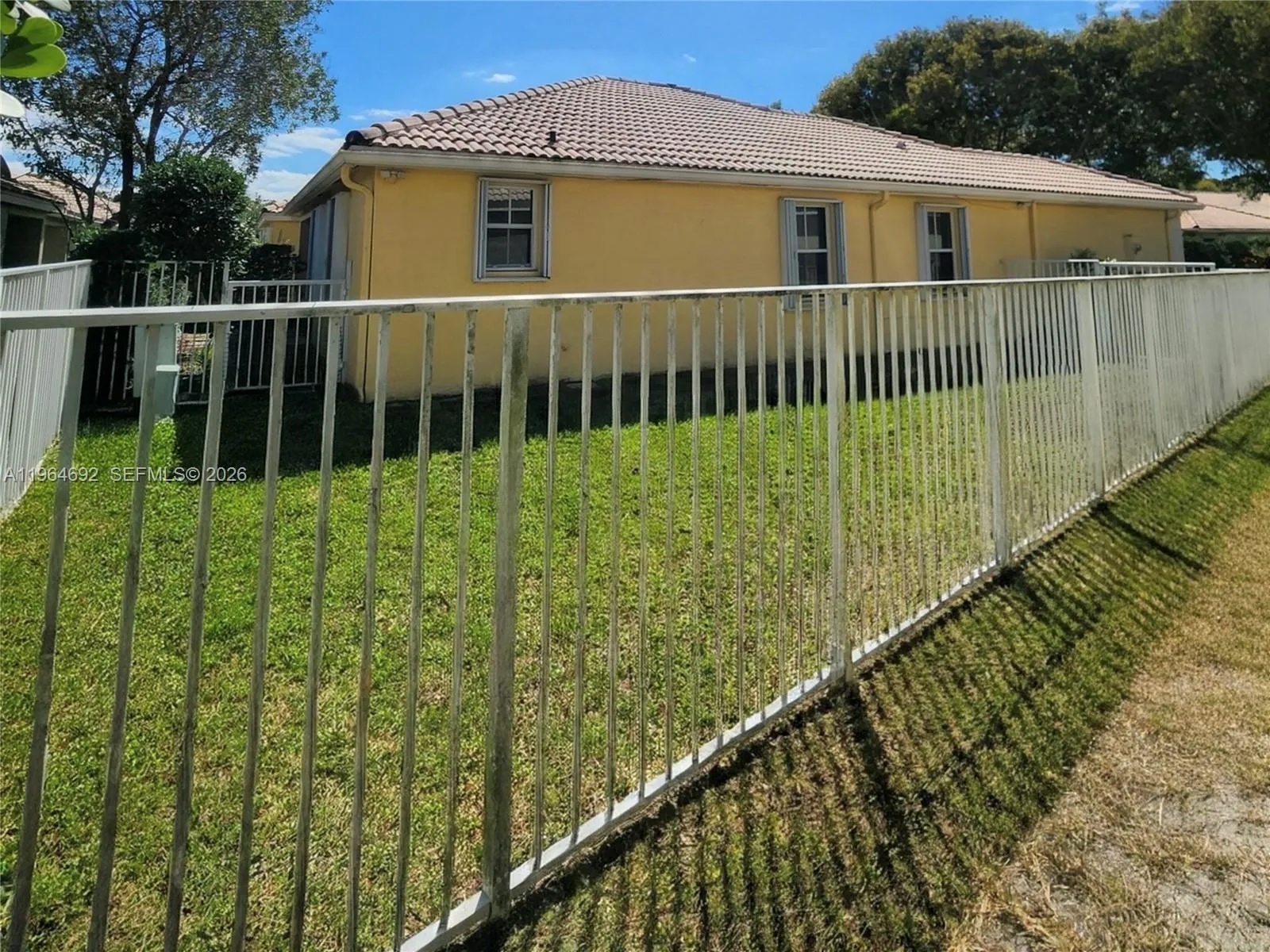 4309 Pine Ridge Ct, Weston, Florida 33331, Weston, Florida 33331, 3 Bedrooms Bedrooms, ,2 BathroomsBathrooms,Residential,For Sale,4309 Pine Ridge Ct, Weston, Florida 33331,A11964692