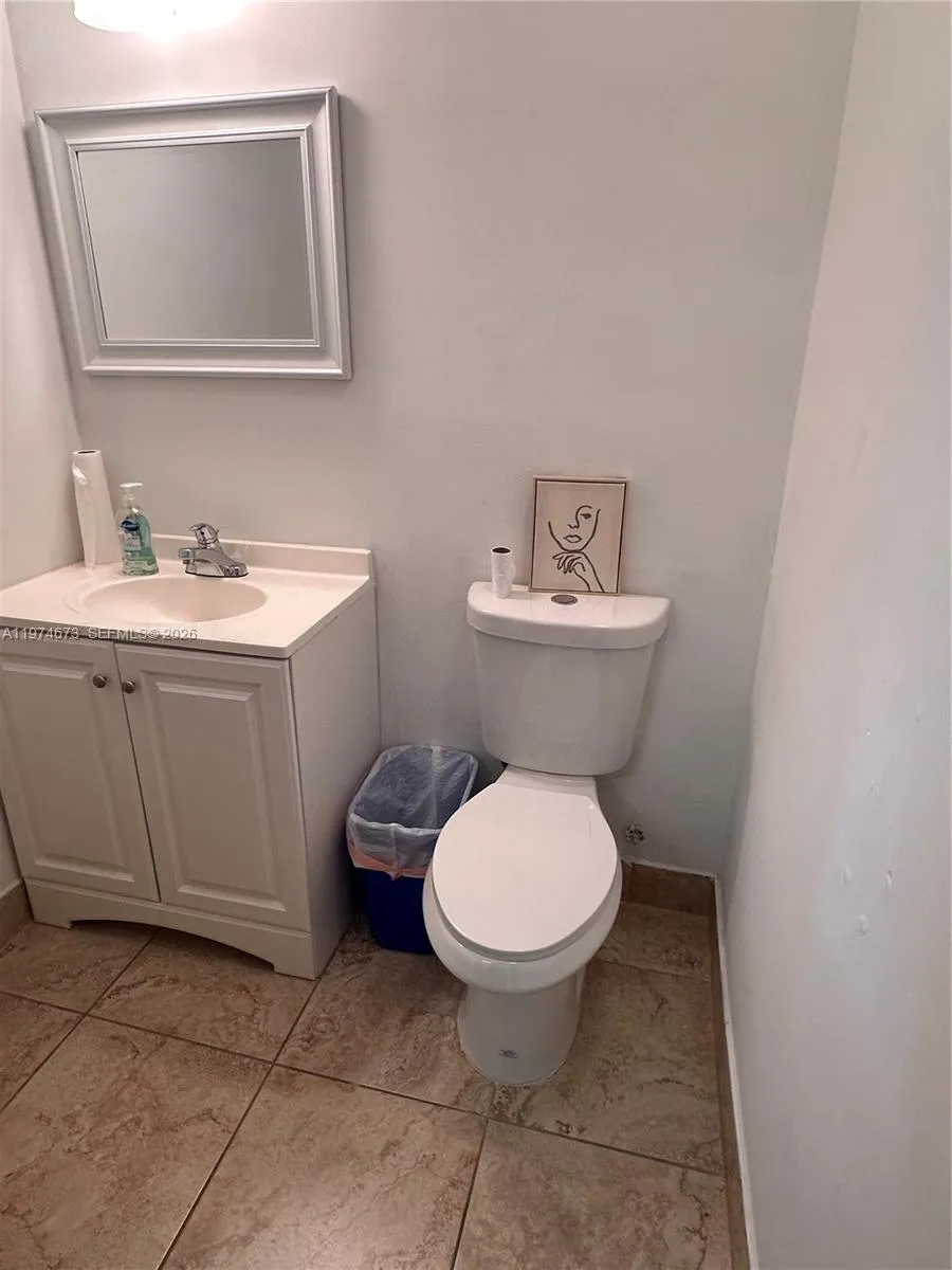89-99 E Oakland Park Blvd 89-99, Oakland Park, Flo, Oakland Park, Florida 33334, ,Commercial Lease,For Rent,89-99 E Oakland Park Blvd 89-99, Oakland Park, Flo,A11974673