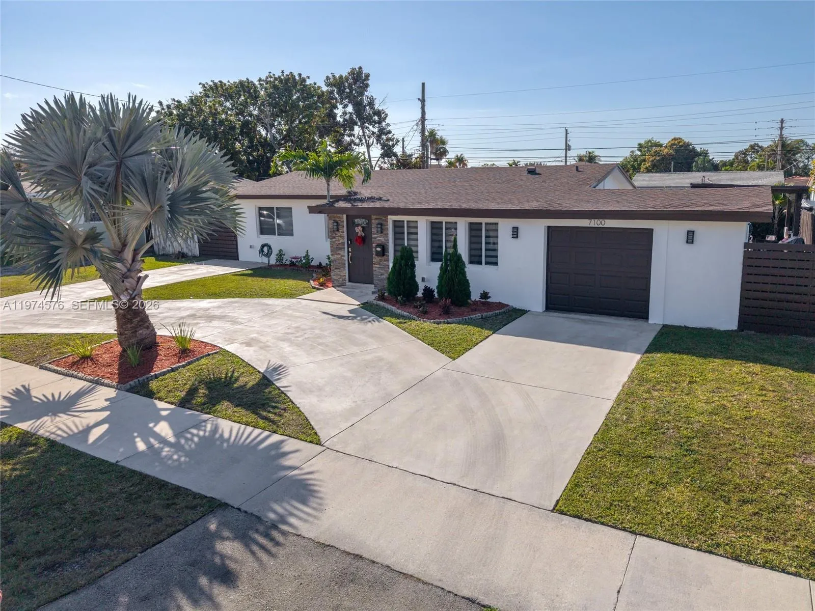 7100 Sw 19th Ter, Miami, Florida 33155, Miami, Florida 33155, 3 Bedrooms Bedrooms, ,2 BathroomsBathrooms,Residential,For Sale,7100 Sw 19th Ter, Miami, Florida 33155,A11974576