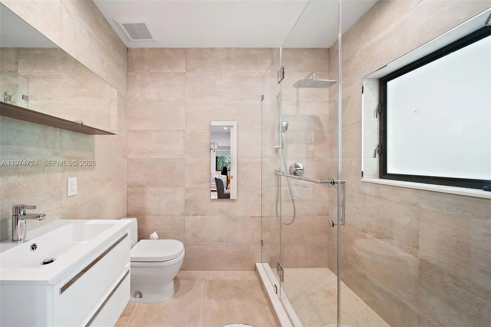 1117 Alfonso Ave, Coral Gables, Florida 33146, Coral Gables, Florida 33146, 5 Bedrooms Bedrooms, ,4 BathroomsBathrooms,Residential Lease,For Rent,1117 Alfonso Ave, Coral Gables, Florida 33146,A11974724
