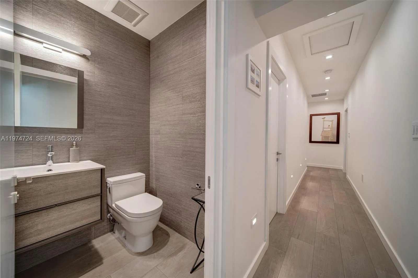 1117 Alfonso Ave, Coral Gables, Florida 33146, Coral Gables, Florida 33146, 5 Bedrooms Bedrooms, ,4 BathroomsBathrooms,Residential Lease,For Rent,1117 Alfonso Ave, Coral Gables, Florida 33146,A11974724