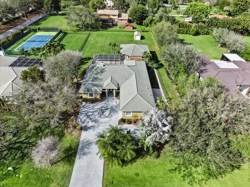 12343 Nw 19th St, Plantation, Florida 33323, Plantation, Florida 33323, 7 Bedrooms Bedrooms, ,5 BathroomsBathrooms,Residential,For Sale,12343 Nw 19th St, Plantation, Florida 33323,A11974660