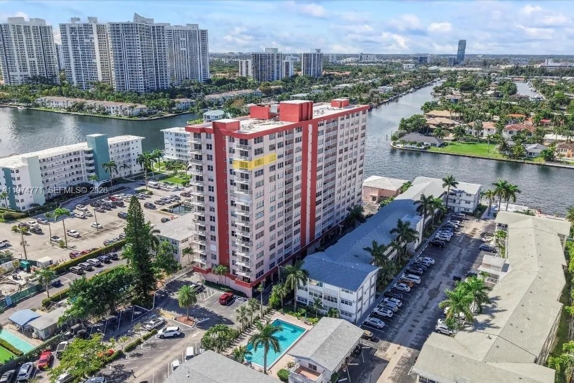 3161 S Ocean Dr 1405, Hallandale Beach, Florida 33, Hallandale Beach, Florida 33009, 2 Bedrooms Bedrooms, ,2 BathroomsBathrooms,Residential,For Sale,3161 S Ocean Dr 1405, Hallandale Beach, Florida 33,A11974771