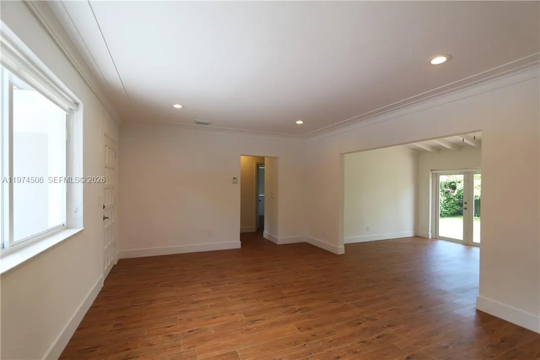 2436 Sw 19th Ave, Miami, Florida 33145, Miami, Florida 33145, 3 Bedrooms Bedrooms, ,3 BathroomsBathrooms,Residential Lease,For Rent,2436 Sw 19th Ave, Miami, Florida 33145,A11974506