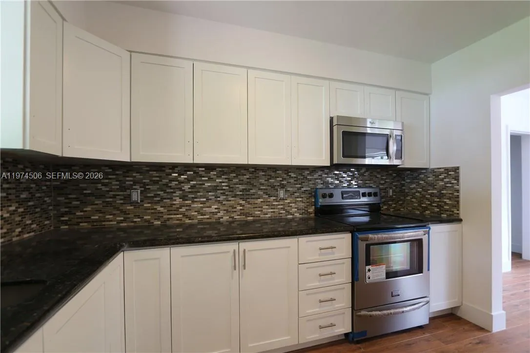 2436 Sw 19th Ave, Miami, Florida 33145, Miami, Florida 33145, 3 Bedrooms Bedrooms, ,3 BathroomsBathrooms,Residential Lease,For Rent,2436 Sw 19th Ave, Miami, Florida 33145,A11974506