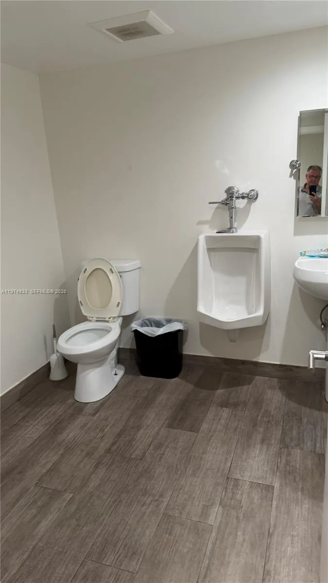 50 Ne 179th St, Miami Gardens, Florida 33162, Miami Gardens, Florida 33162, ,Commercial Lease,For Rent,50 Ne 179th St, Miami Gardens, Florida 33162,A11974833