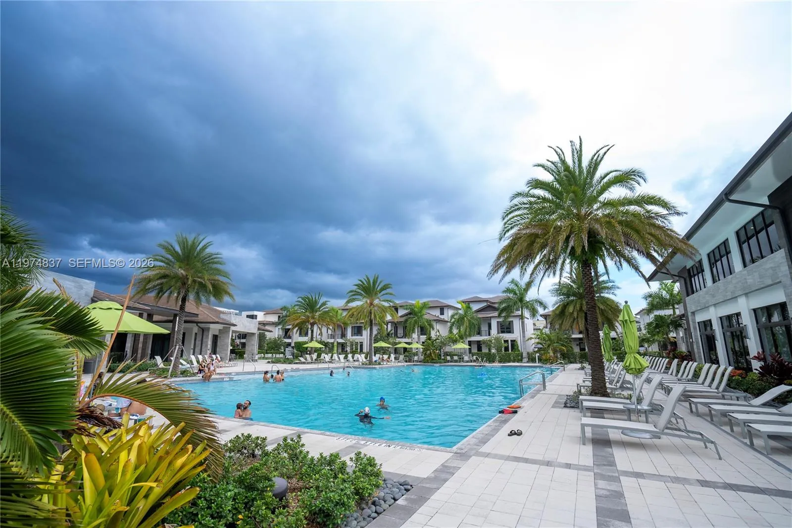 4700 Nw 84th Ave 16, Doral, Florida 33166, Doral, Florida 33166, 4 Bedrooms Bedrooms, ,3 BathroomsBathrooms,Residential Lease,For Rent,4700 Nw 84th Ave 16, Doral, Florida 33166,A11974837