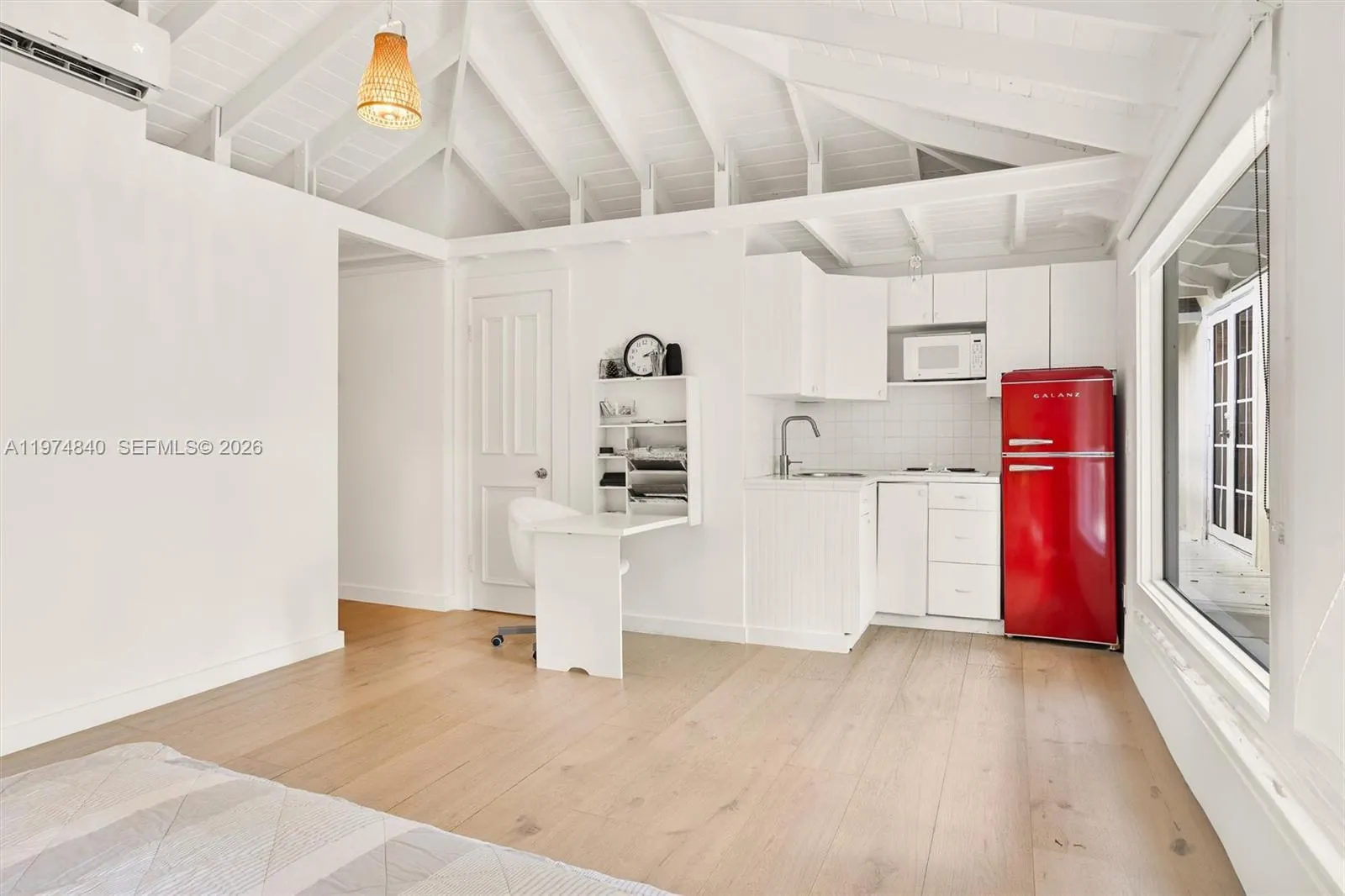 4286 S Douglas Rd, Miami, Florida 33133, Miami, Florida 33133, 5 Bedrooms Bedrooms, ,5 BathroomsBathrooms,Residential,For Sale,4286 S Douglas Rd, Miami, Florida 33133,A11974840