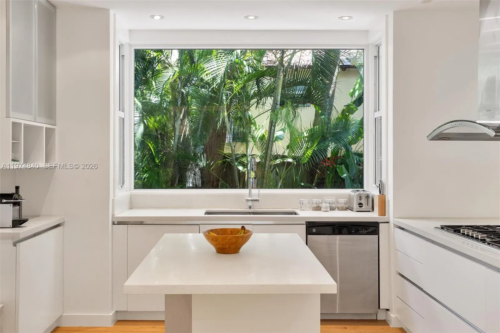 4286 S Douglas Rd, Miami, Florida 33133, Miami, Florida 33133, 5 Bedrooms Bedrooms, ,5 BathroomsBathrooms,Residential,For Sale,4286 S Douglas Rd, Miami, Florida 33133,A11974840