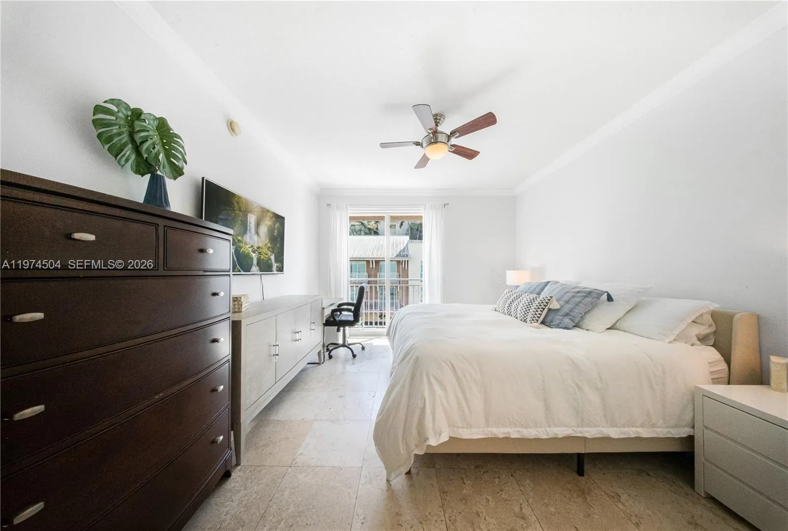 7290 Sw 90th St 308, Miami, Florida 33156, Miami, Florida 33156, 1 Bedroom Bedrooms, ,1 BathroomBathrooms,Residential,For Sale,7290 Sw 90th St 308, Miami, Florida 33156,A11974504