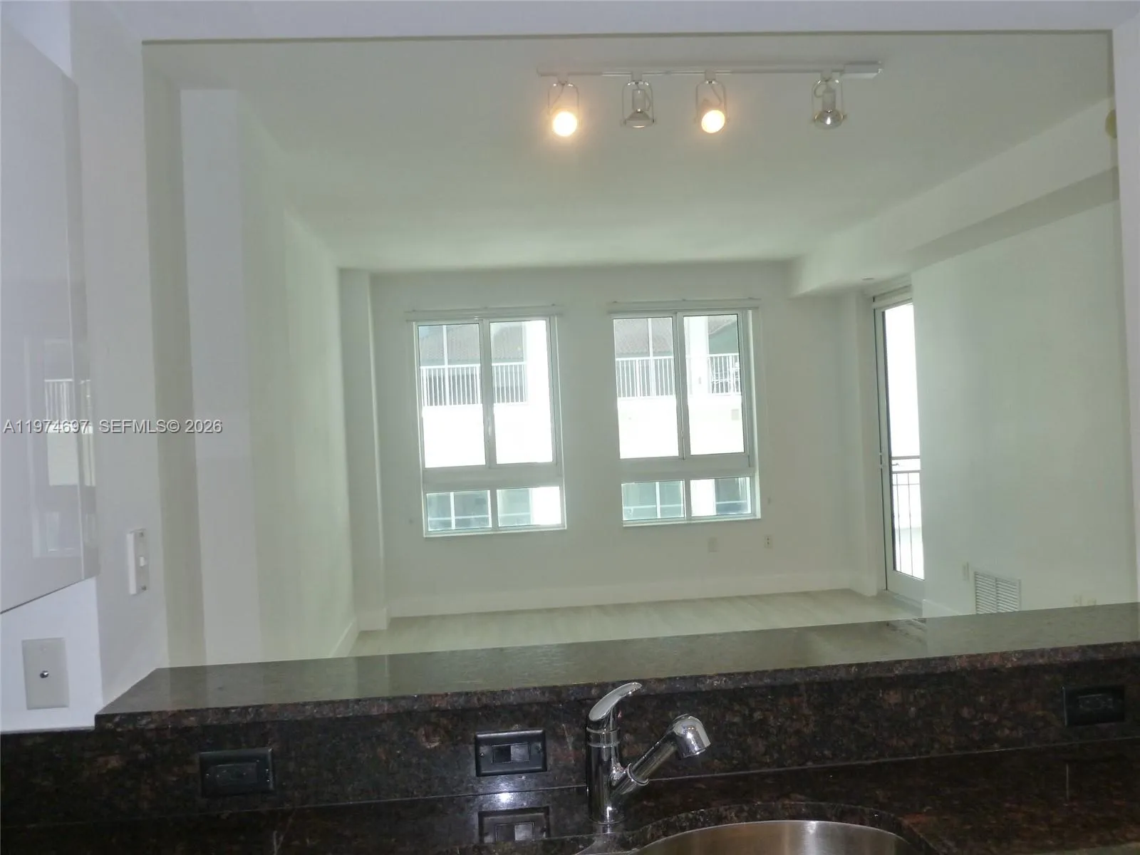 7350 Sw 89th St 807s, Miami, Florida 33156, Miami, Florida 33156, 1 Bedroom Bedrooms, ,1 BathroomBathrooms,Residential,For Sale,7350 Sw 89th St 807s, Miami, Florida 33156,A11974697