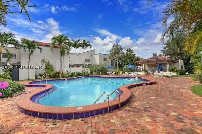 4702 Sw 67th Ave O19, Miami, Florida 33155, Miami, Florida 33155, 2 Bedrooms Bedrooms, ,2 BathroomsBathrooms,Residential Lease,For Rent,4702 Sw 67th Ave O19, Miami, Florida 33155,A11974871