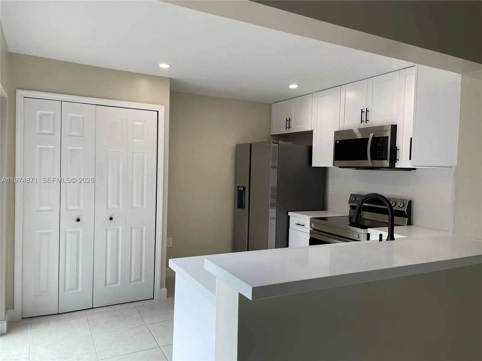 4702 Sw 67th Ave O19, Miami, Florida 33155, Miami, Florida 33155, 2 Bedrooms Bedrooms, ,2 BathroomsBathrooms,Residential Lease,For Rent,4702 Sw 67th Ave O19, Miami, Florida 33155,A11974871