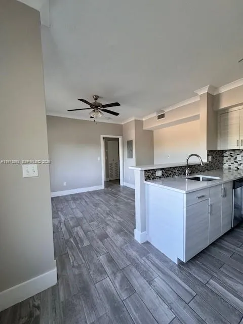 222 Sidonia Ave 9, Coral Gables, Florida 33134, Coral Gables, Florida 33134, 1 Bedroom Bedrooms, ,1 BathroomBathrooms,Residential Lease,For Rent,222 Sidonia Ave 9, Coral Gables, Florida 33134,A11974892