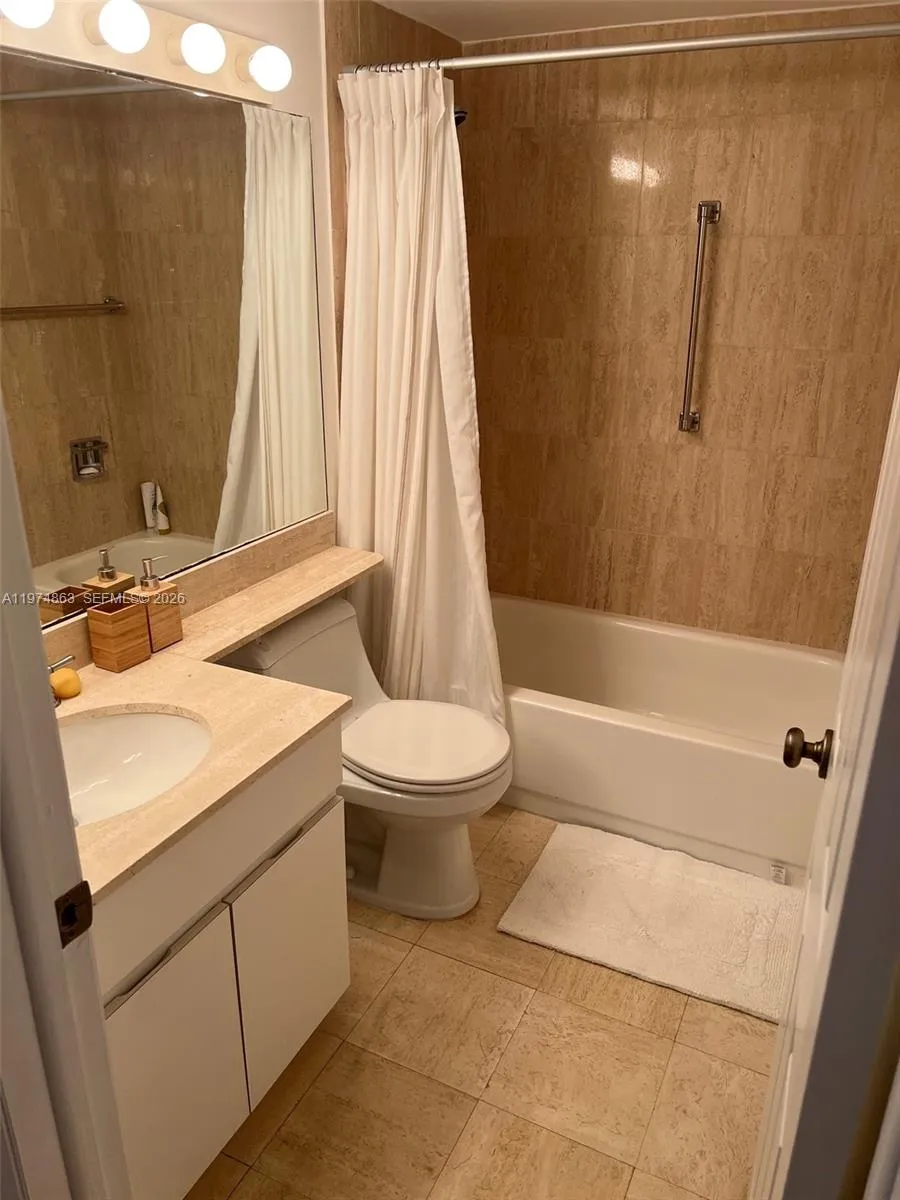 2025 Brickell Ave 503, Miami, Florida 33129, Miami, Florida 33129, 2 Bedrooms Bedrooms, ,2 BathroomsBathrooms,Residential Lease,For Rent,2025 Brickell Ave 503, Miami, Florida 33129,A11974863