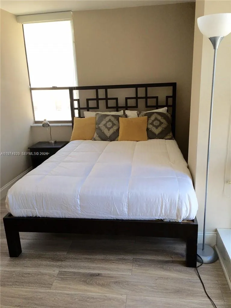 1800 Collins Av 9a, Miami Beach, Florida 33139, Miami Beach, Florida 33139, 2 Bedrooms Bedrooms, ,2 BathroomsBathrooms,Residential Lease,For Rent,1800 Collins Av 9a, Miami Beach, Florida 33139,A11974939