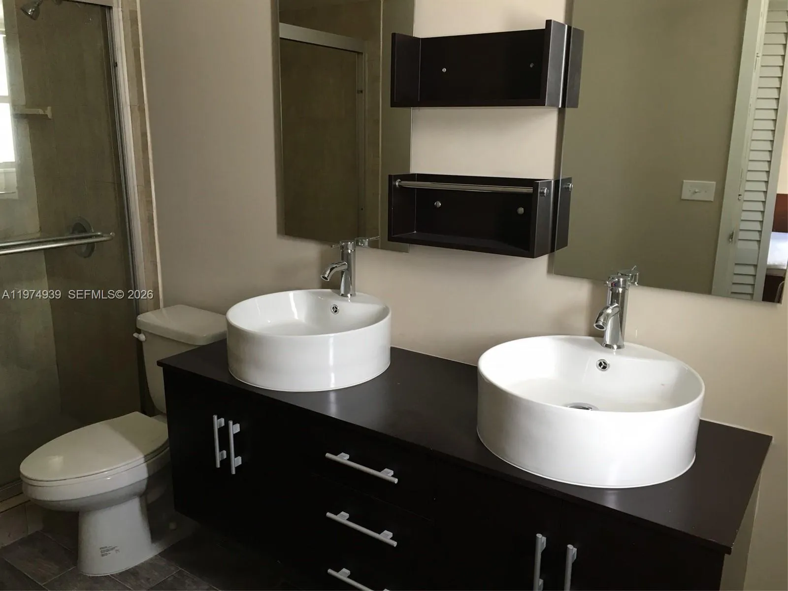 1800 Collins Av 9a, Miami Beach, Florida 33139, Miami Beach, Florida 33139, 2 Bedrooms Bedrooms, ,2 BathroomsBathrooms,Residential Lease,For Rent,1800 Collins Av 9a, Miami Beach, Florida 33139,A11974939