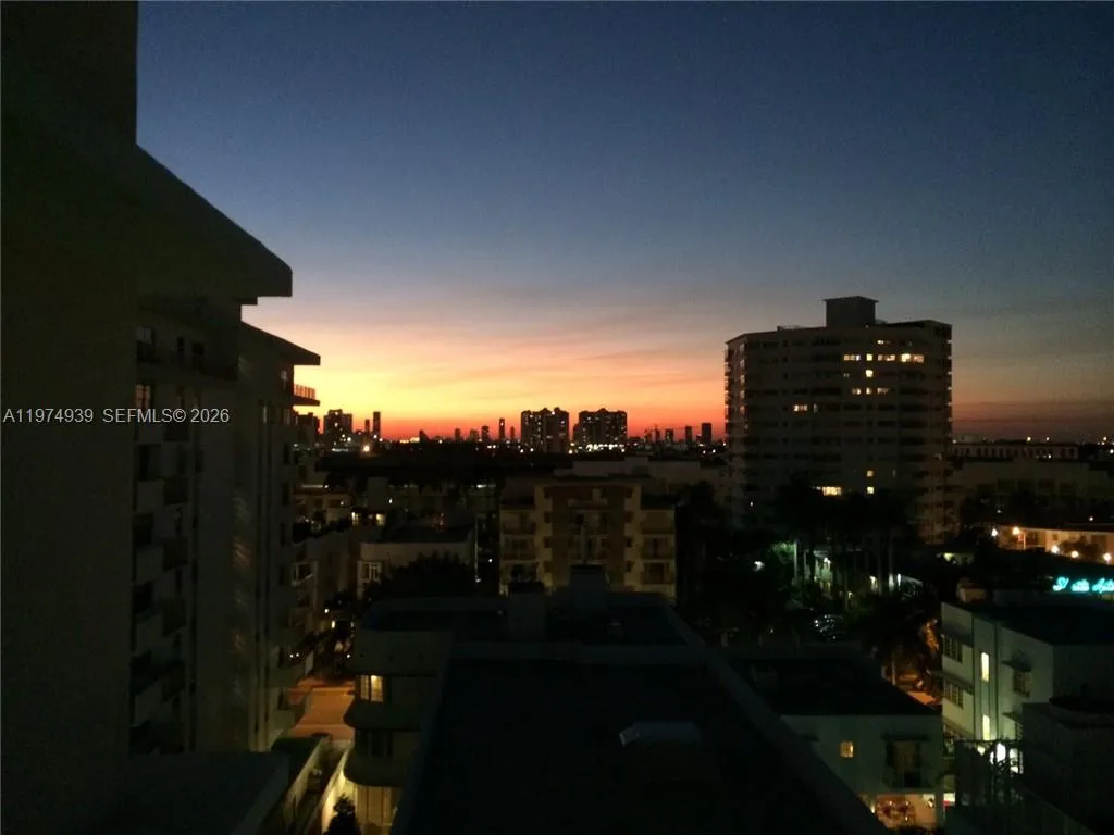 1800 Collins Av 9a, Miami Beach, Florida 33139, Miami Beach, Florida 33139, 2 Bedrooms Bedrooms, ,2 BathroomsBathrooms,Residential Lease,For Rent,1800 Collins Av 9a, Miami Beach, Florida 33139,A11974939