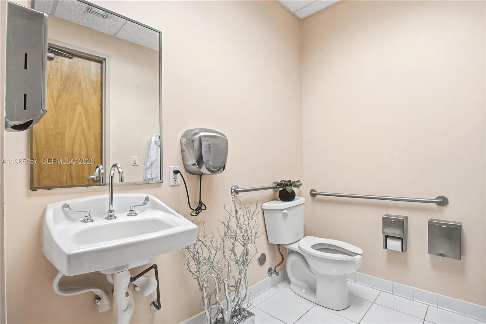 3650 Nw 82nd Ave Ph506, Doral, Florida 33166, Doral, Florida 33166, ,Commercial Lease,For Rent,3650 Nw 82nd Ave Ph506, Doral, Florida 33166,A11965157