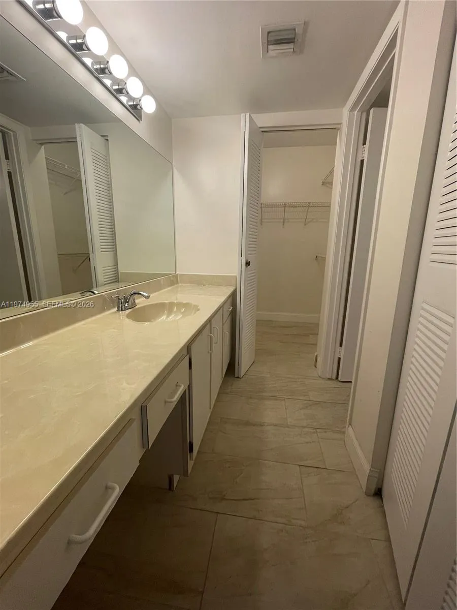 9701 Westview Dr 1424, Coral Springs, Florida 3307, Coral Springs, Florida 33076, 1 Bedroom Bedrooms, ,1 BathroomBathrooms,Residential Lease,For Rent,9701 Westview Dr 1424, Coral Springs, Florida 3307,A11974955