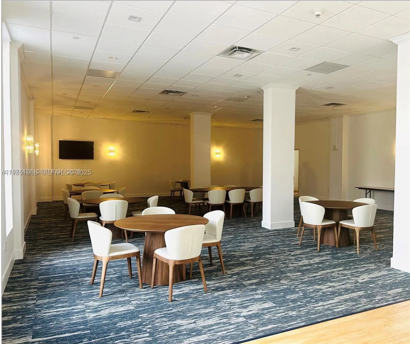 Miami Beach, Florida 33140, Miami Beach, Florida 33140, 2 Bedrooms Bedrooms, ,2 BathroomsBathrooms,Residential,For Sale, Miami Beach, Florida 33140,A11974826