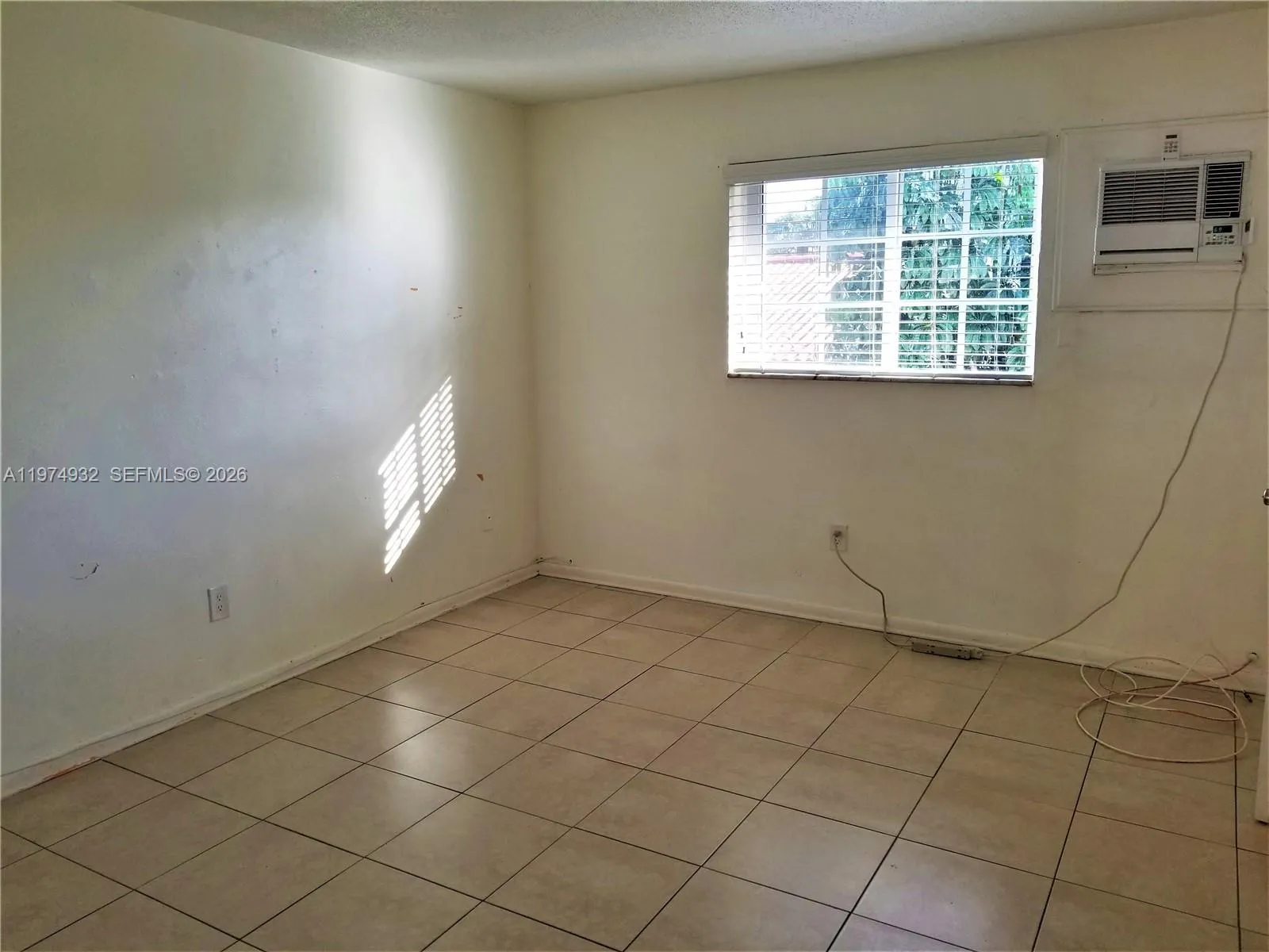 50 W 4th St 13, Hialeah, Florida 33010, Hialeah, Florida 33010, 1 Bedroom Bedrooms, ,1 BathroomBathrooms,Residential Lease,For Rent,50 W 4th St 13, Hialeah, Florida 33010,A11974932