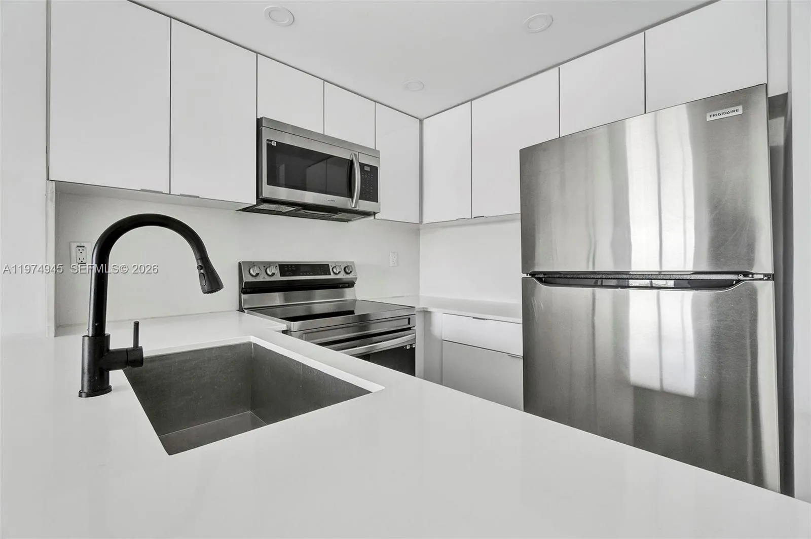 620 Sw 10th St 204, Miami, Florida 33130, Miami, Florida 33130, 2 Bedrooms Bedrooms, ,1 BathroomBathrooms,Residential Lease,For Rent,620 Sw 10th St 204, Miami, Florida 33130,A11974945