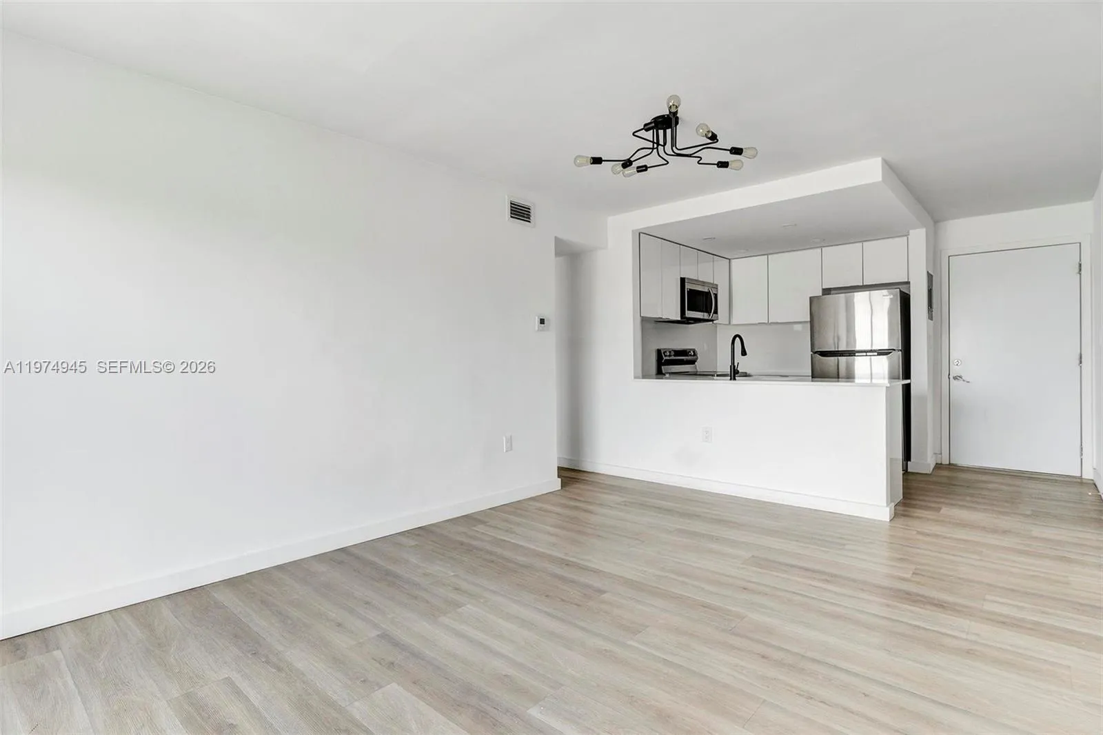 620 Sw 10th St 204, Miami, Florida 33130, Miami, Florida 33130, 2 Bedrooms Bedrooms, ,1 BathroomBathrooms,Residential Lease,For Rent,620 Sw 10th St 204, Miami, Florida 33130,A11974945