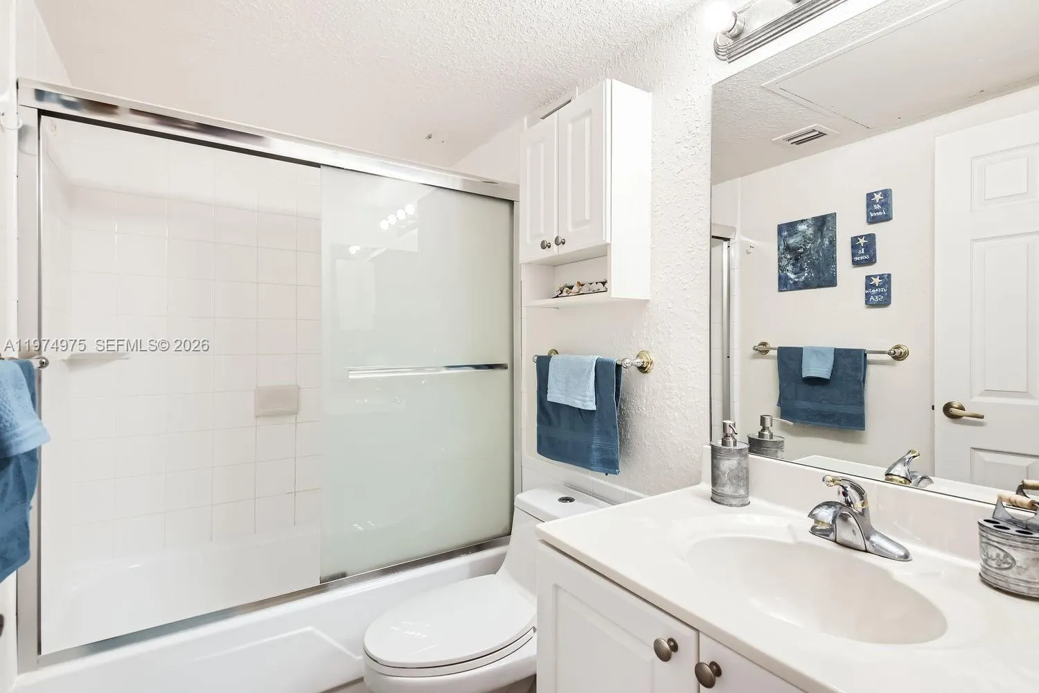 2501 S Ocean Dr 633 (available April), Hollywood, Hollywood, Florida 33019, 1 Bedroom Bedrooms, ,1 BathroomBathrooms,Residential Lease,For Rent,2501 S Ocean Dr 633 (available April), Hollywood, ,A11974975