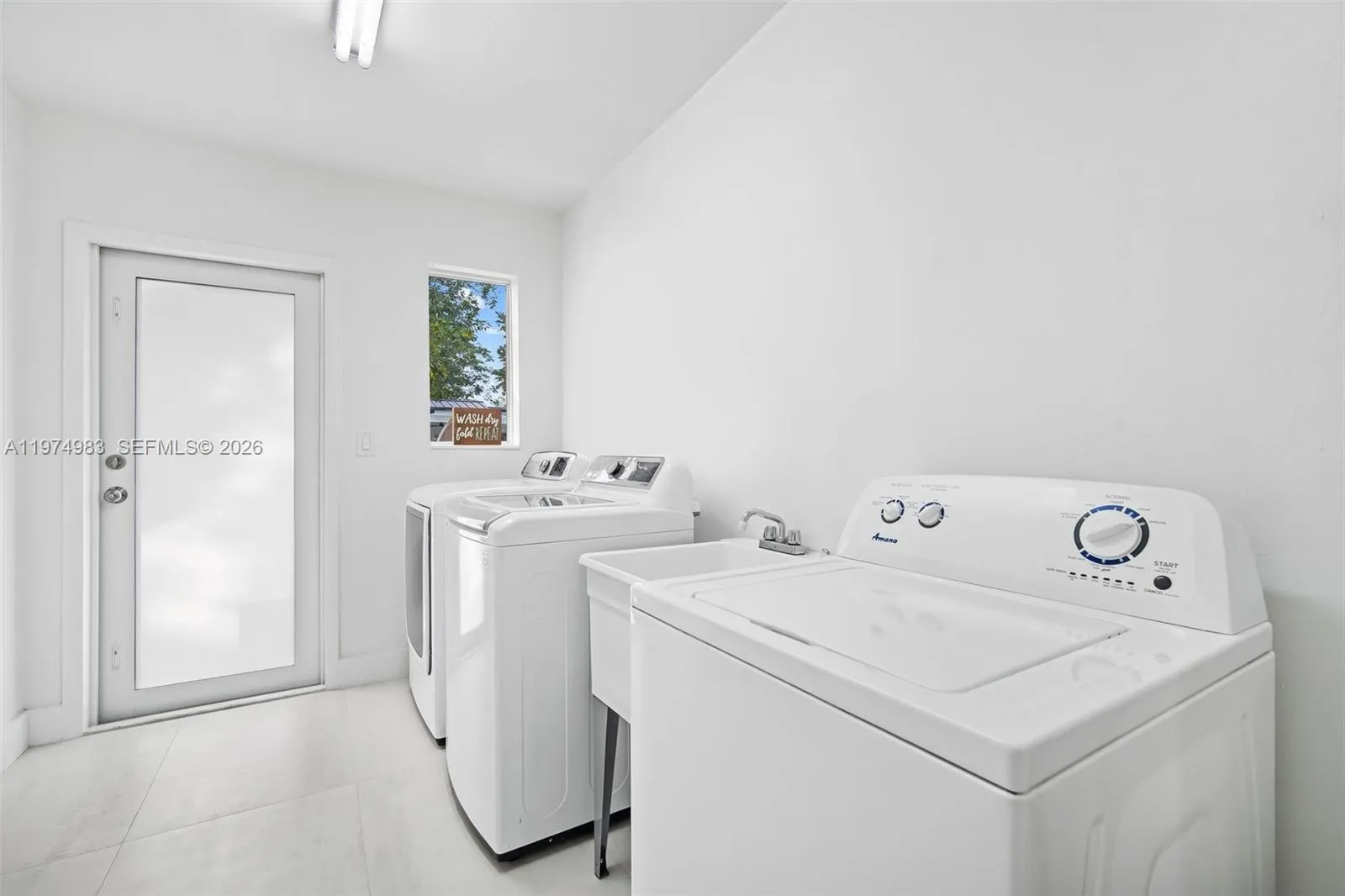 8265 Sw 145th St, Palmetto Bay, Florida 33158, Palmetto Bay, Florida 33158, 4 Bedrooms Bedrooms, ,2 BathroomsBathrooms,Residential Lease,For Rent,8265 Sw 145th St, Palmetto Bay, Florida 33158,A11974983