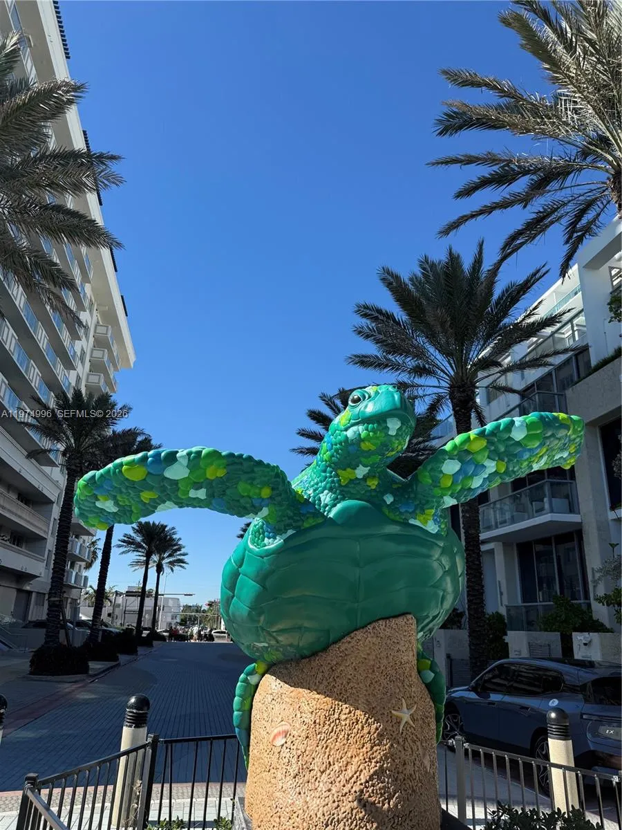 9225 Collins Ave 903, Surfside, Florida 33154, Surfside, Florida 33154, 1 Bedroom Bedrooms, ,2 BathroomsBathrooms,Residential Lease,For Rent,9225 Collins Ave 903, Surfside, Florida 33154,A11974996